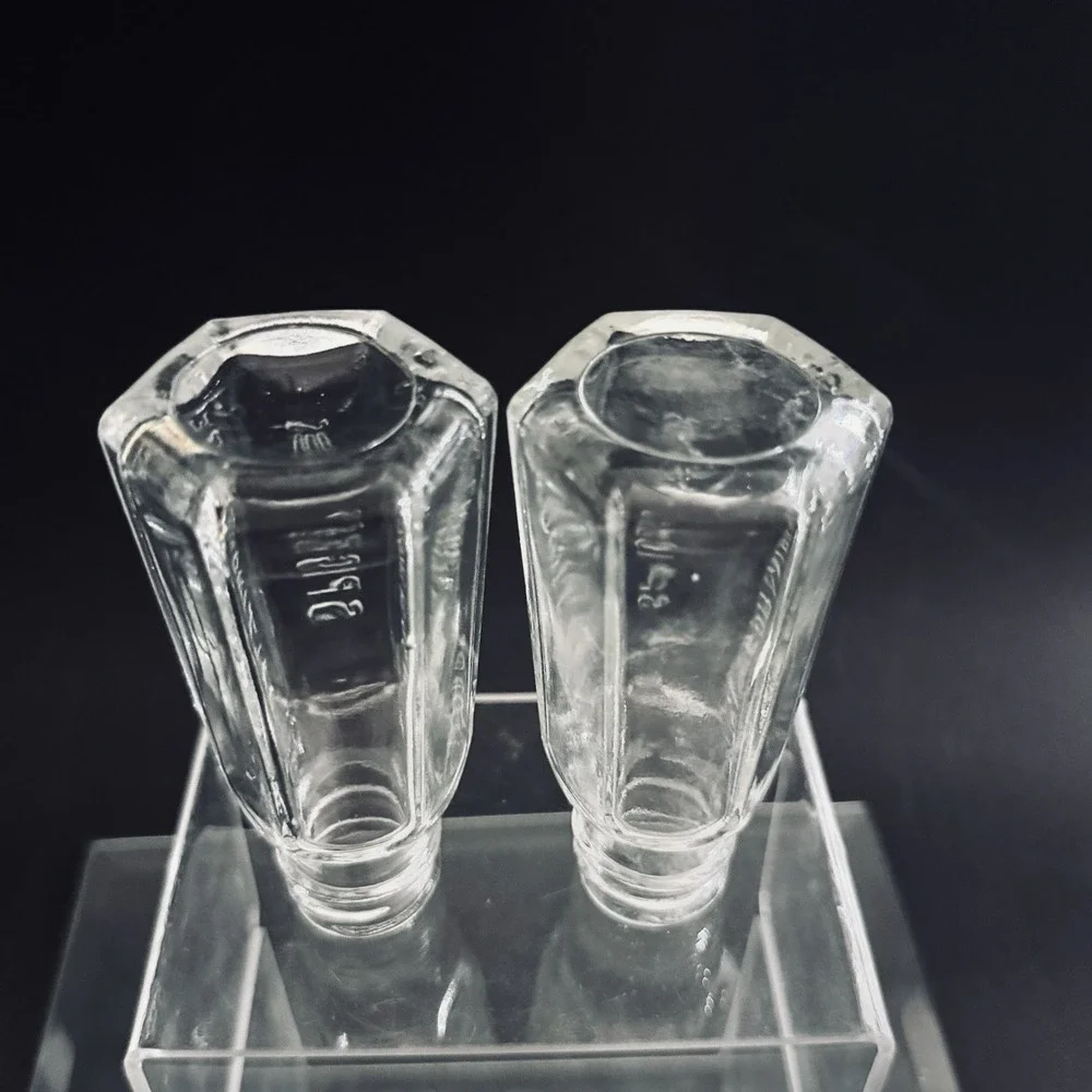 Pair of Vintage‎ Mccormick & Co Spice Shakers Baltimore No Lids